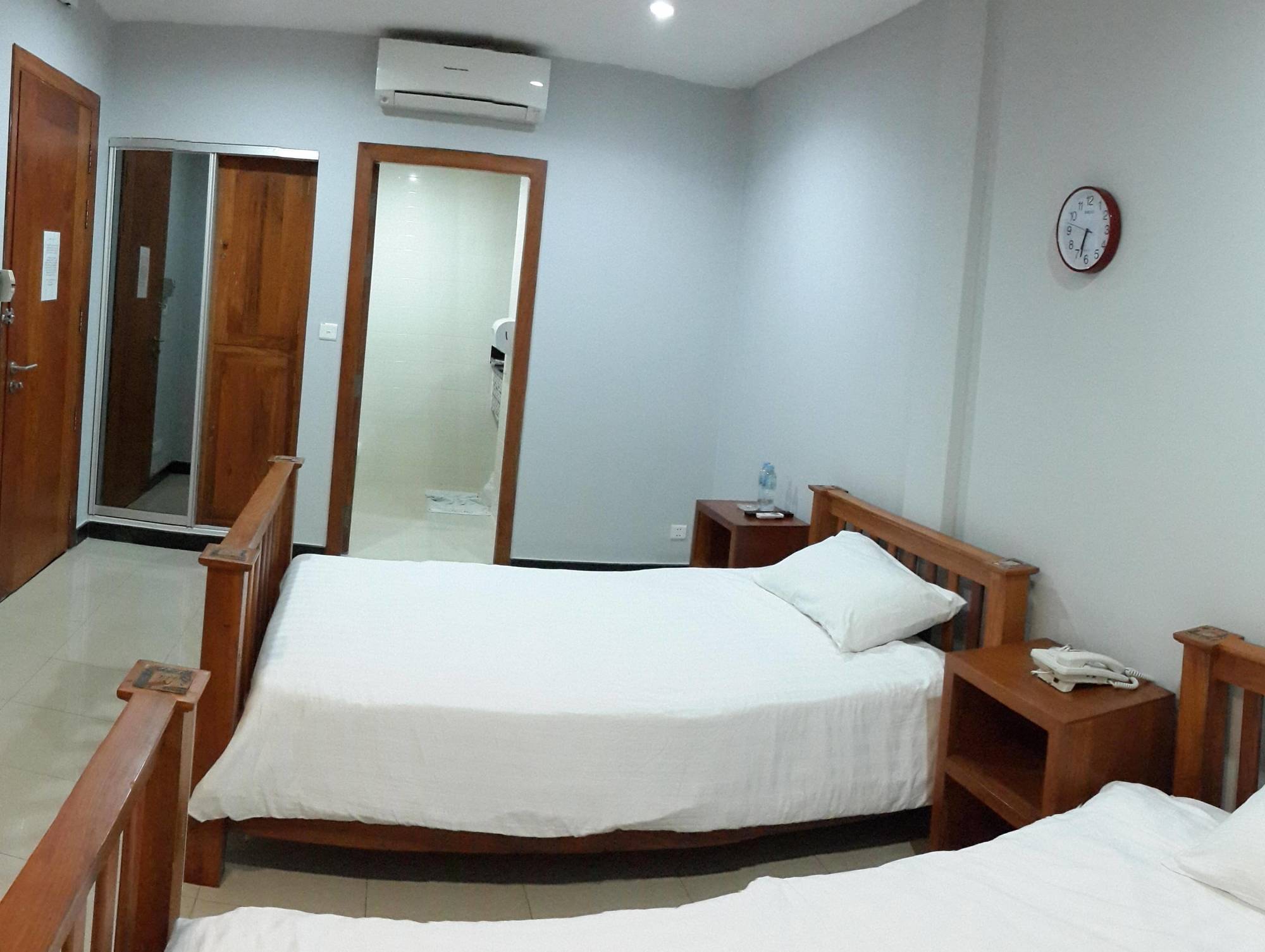 Dodo Guesthouse Phnom-Penh Buitenkant foto